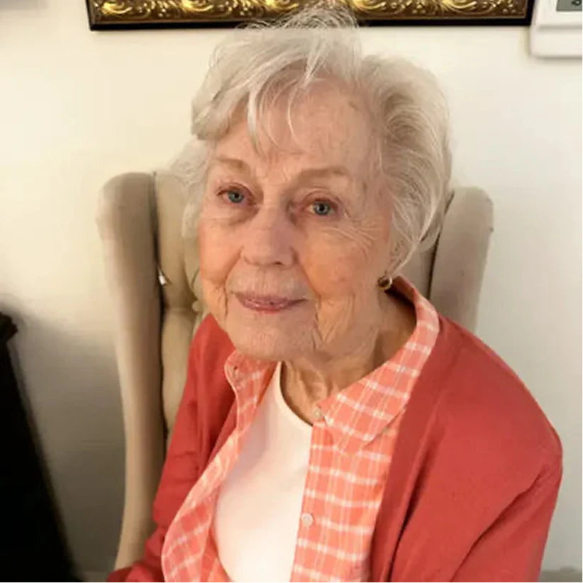 Audien hearing aids user 3